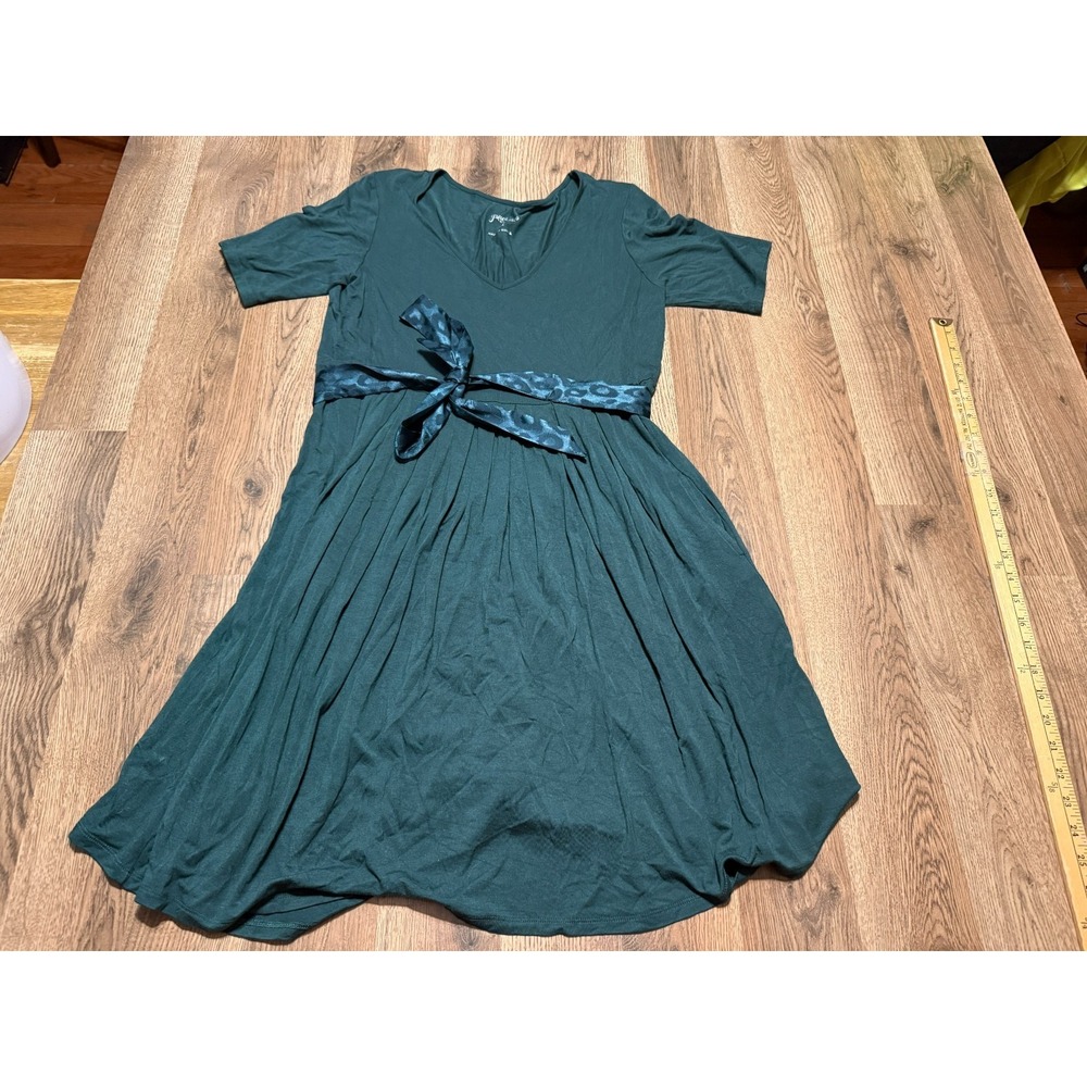 Grace & Lace Dress Women's Size Medium Green Short Sleeve Dress Tie Waist